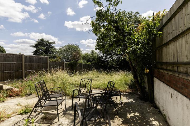 Semi-detached house Dollis Hill Lane, Dollis Hill